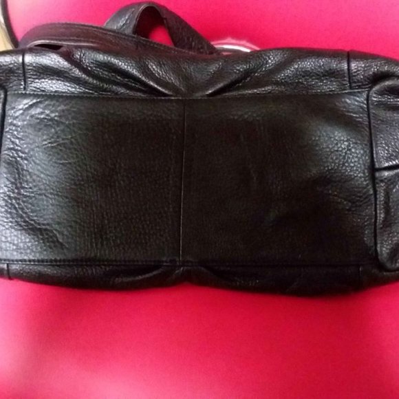 Makowsky Black Pebble Leather Shoulder Purse - Picture 6 of 8